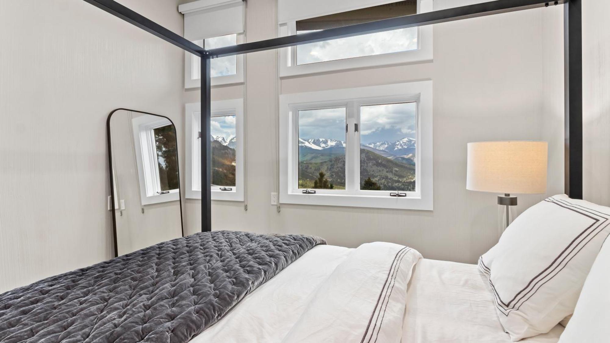 Casa De Cristal-Epic Views-Hottub-Sauna-Sleeps 10-Luxury Linens-Stocked Kitchen Estes Park Exteriör bild