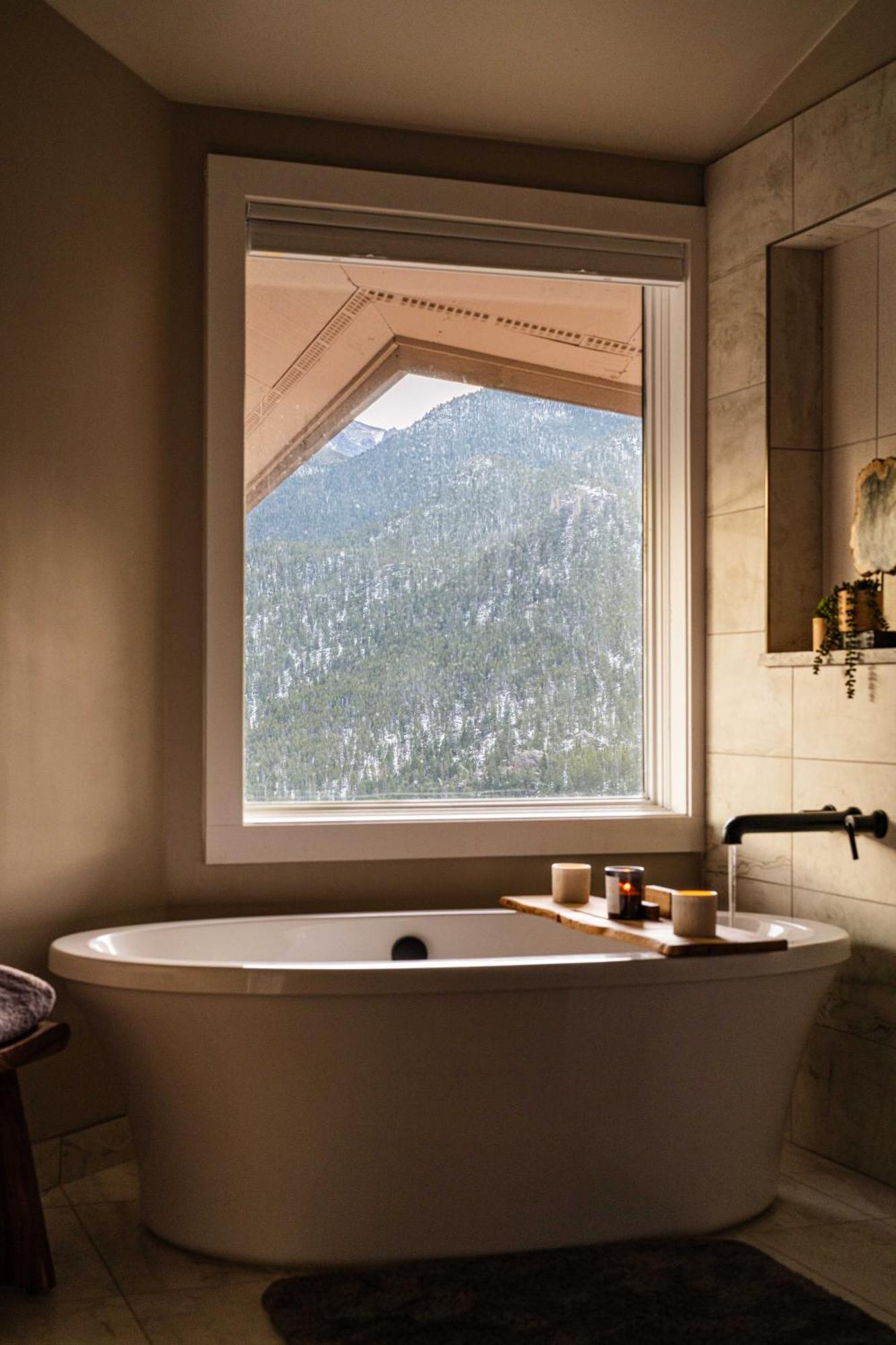 Casa De Cristal-Epic Views-Hottub-Sauna-Sleeps 10-Luxury Linens-Stocked Kitchen Estes Park Exteriör bild